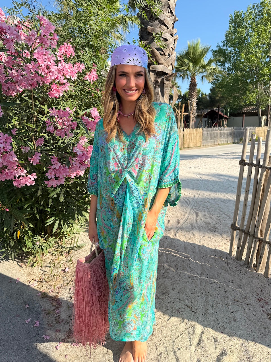 Laura Kaftan Azur